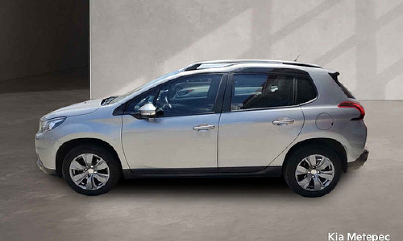 Peugeot 2008 2020...