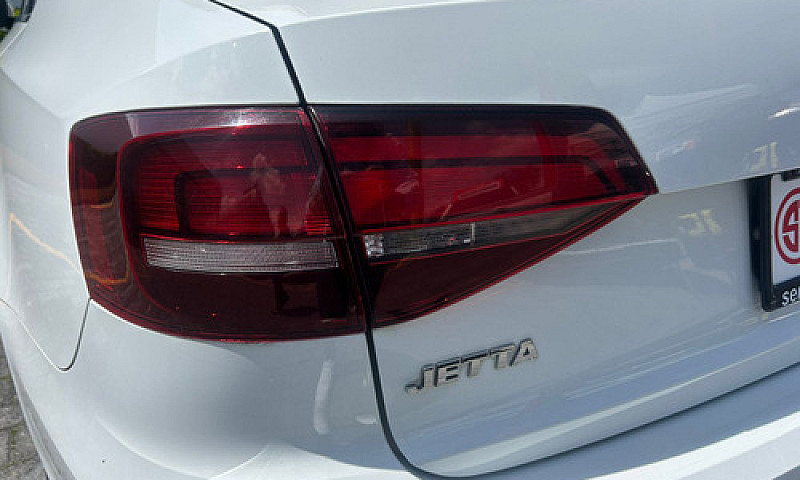 Volkswagen Jetta A6 ...