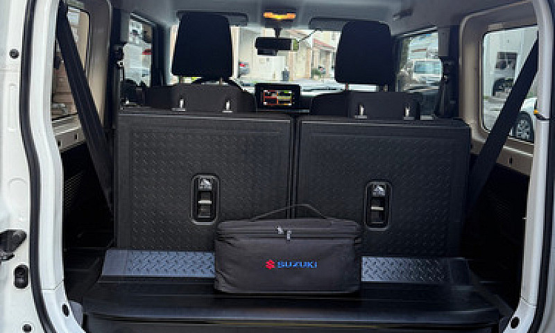 Suzuki Jimny 1.5 Glx...