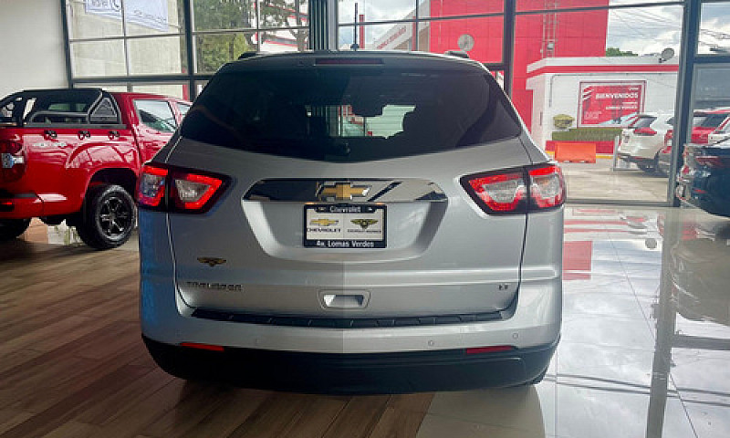 Chevrolet Traverse 2...