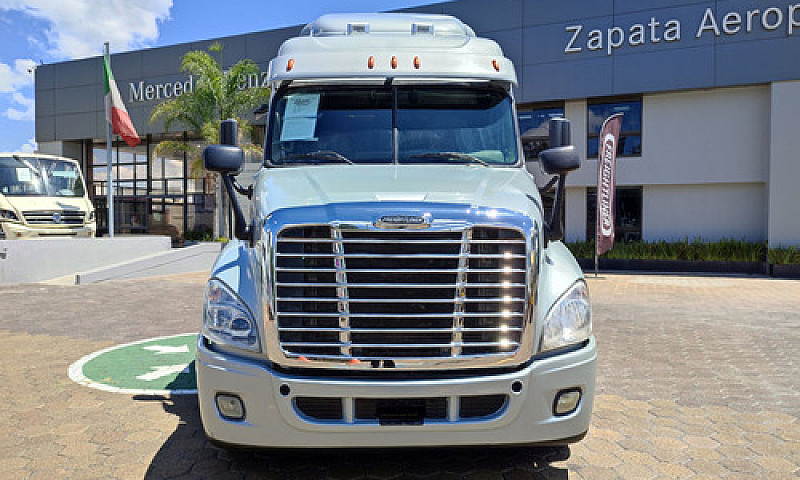 Freightliner Cascadi...