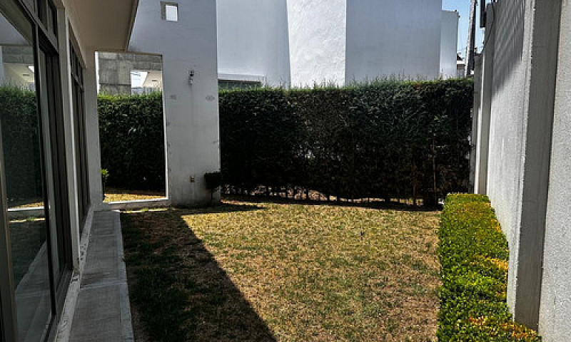 Casa En Venta En Met...