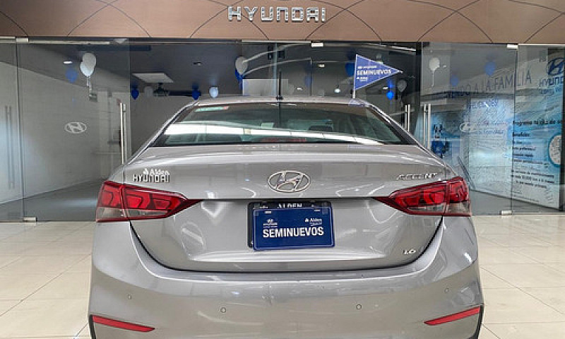 Hyundai  Accent  202...