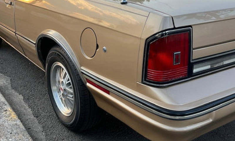 Cutlass De Lujo Coup...