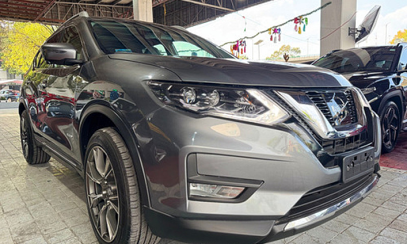 Nissan X-Trail 2.0 E...