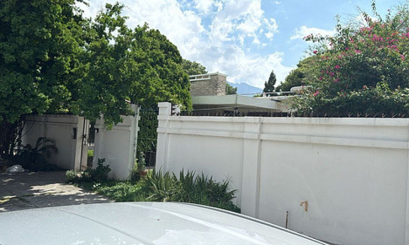 Casa En Venta En Mir...