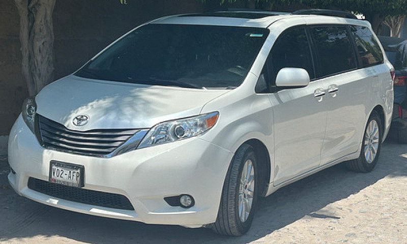 Toyota Sienna 3.5 Xl...