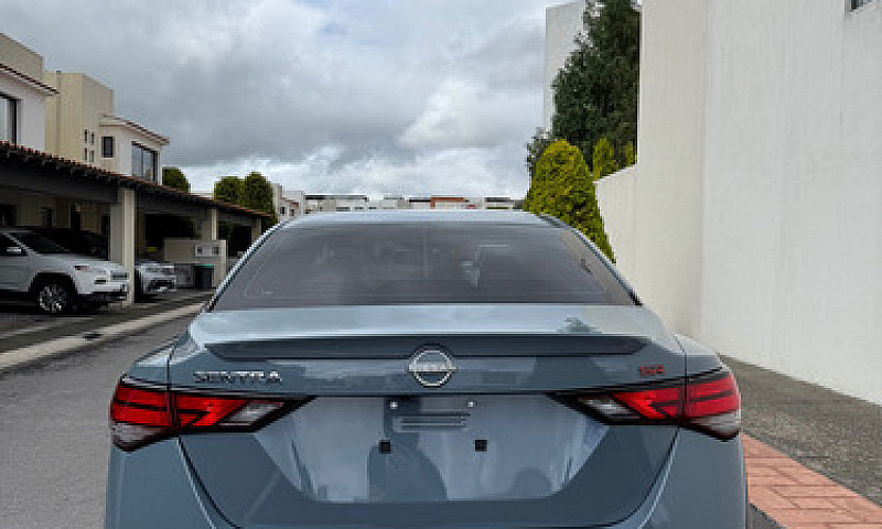 Nissan Sentra 2.0 Sr...