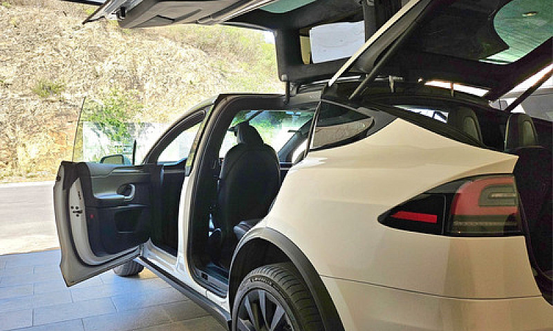 Tesla X 2023 Mayor A...