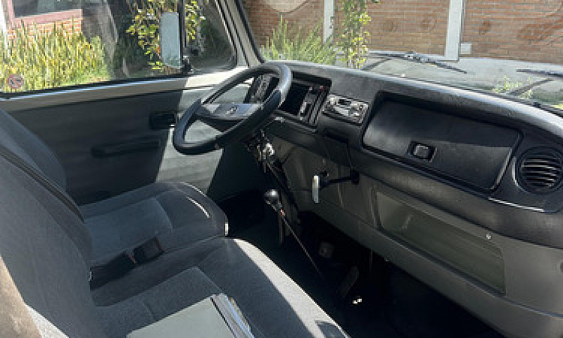 Volkswagen Combi 1.6...