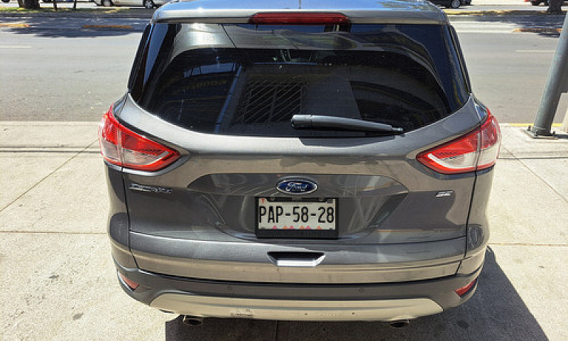 Ford Escape 2.5 Se P...