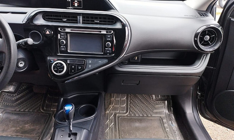 Toyota Prius C 1.5 H...