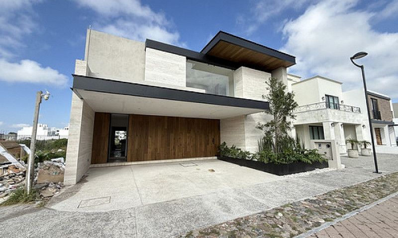 Casa Vancouver - La ...