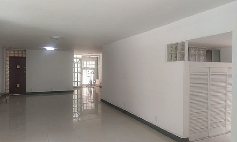 Del Valle Centro - D...