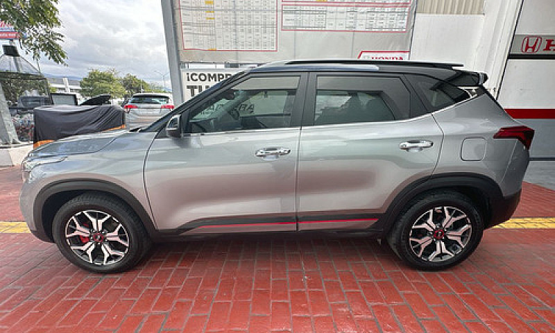 Kia Seltos 2021...