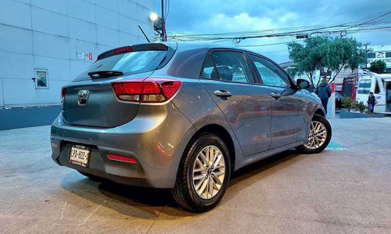 Kia Rio 2018 1.6 Hb ...