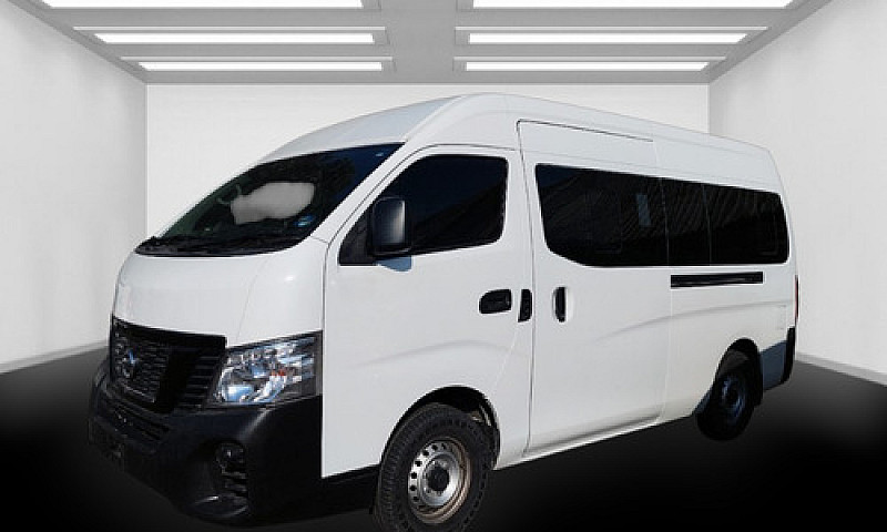 Nissan Urvan 2022...