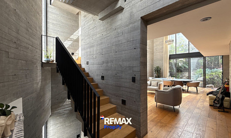 Casa En Venta Reside...