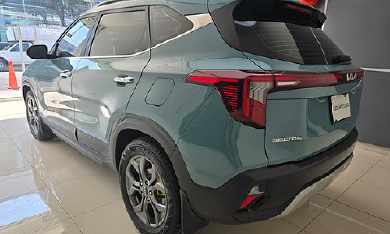 Kia Seltos 2024...