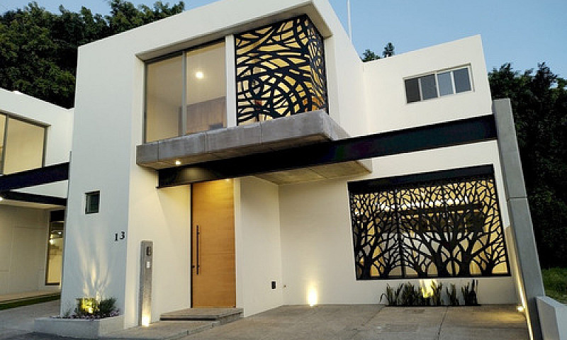 Casa Minimalista Nue...