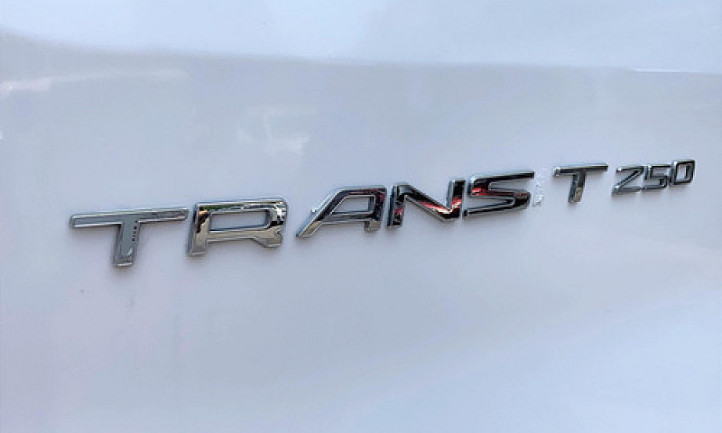 Ford Transit 2020...