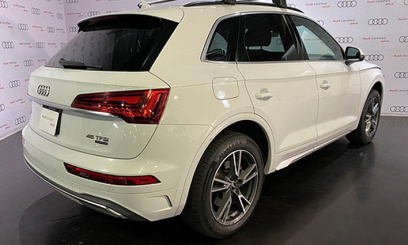 Audi Q5 2023...