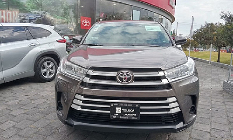 Toyota Highlander 20...