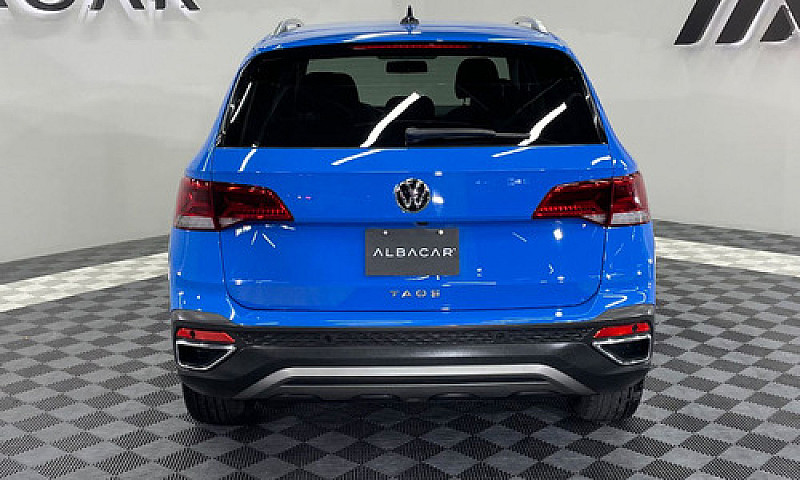 Volkswagen Taos 2022...