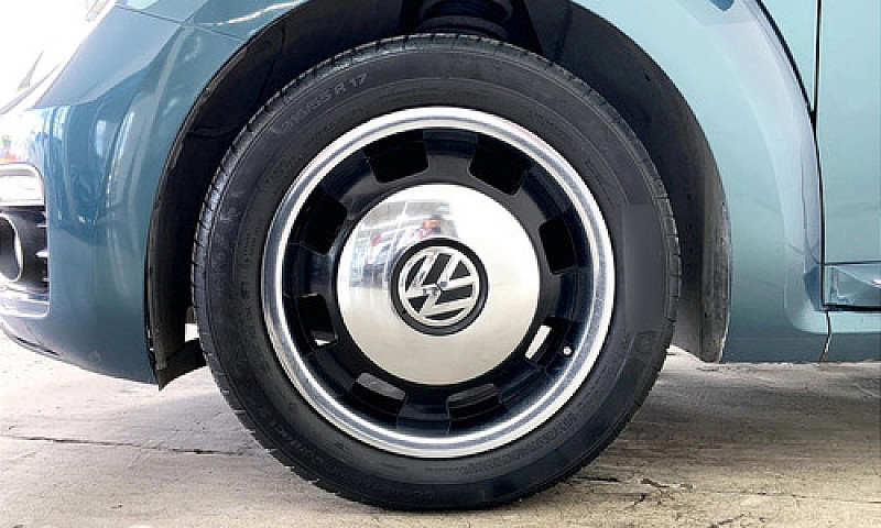 Volkswagen Beetle 20...
