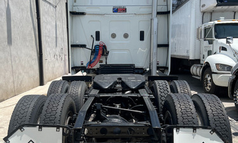 Tractocamion Interna...
