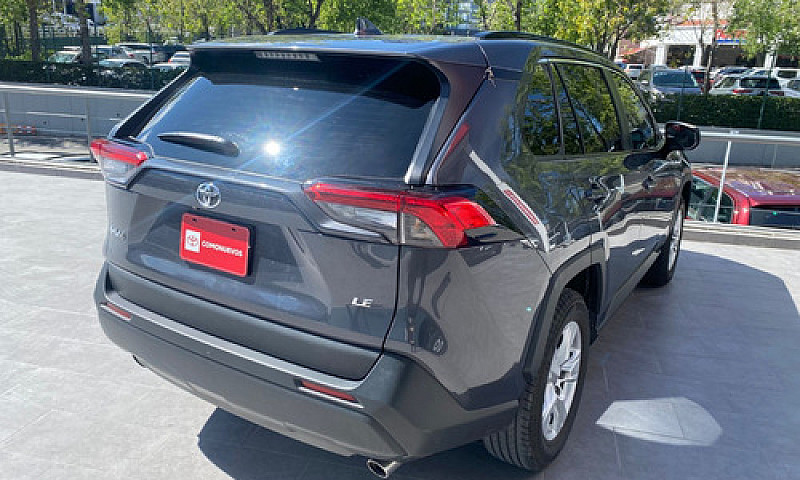 Toyota  Rav4  2021...