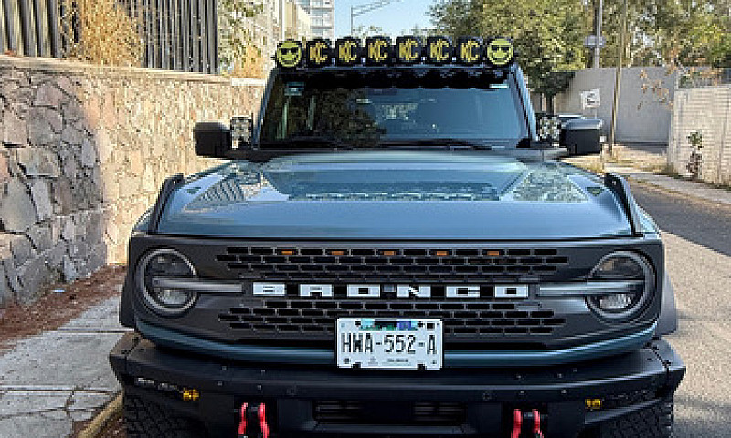 Ford Bronco 2.0T Spo...