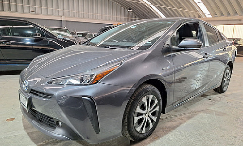 Toyota Prius 2020...