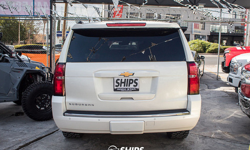 Chevrolet Suburban 2...