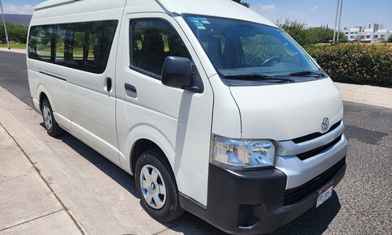 Toyota Hiace 2.7 Ven...