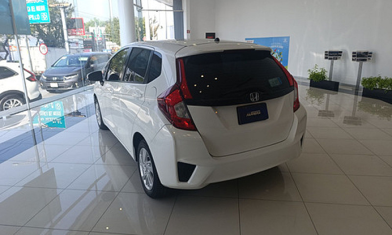 Honda Fit 2016...