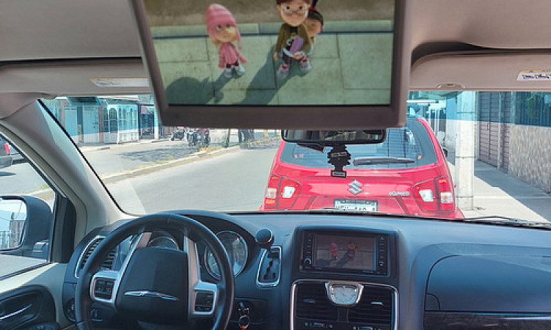 Chrysler Town & Coun...