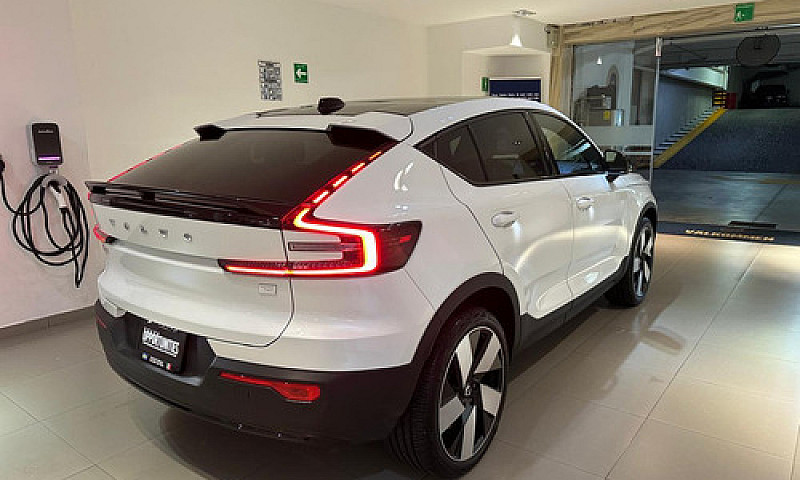 Volvo C40 5P Recharg...