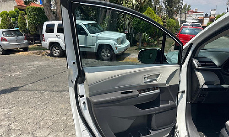 Toyota Sienna 3.5 Xl...