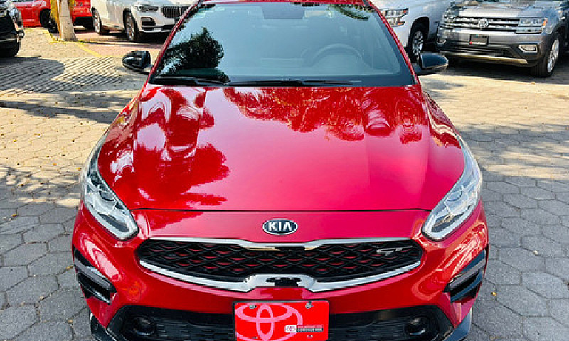 Kia Forte Sedan 2021...