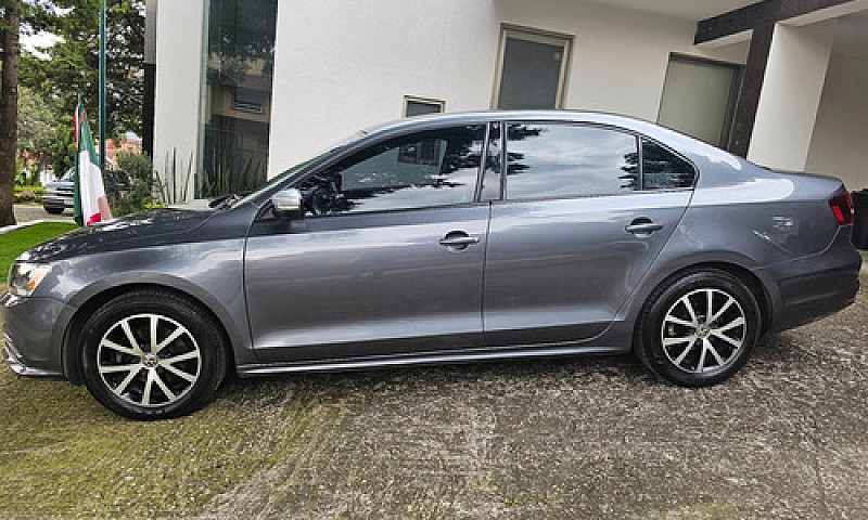 Volkswagen Jetta 2.0...