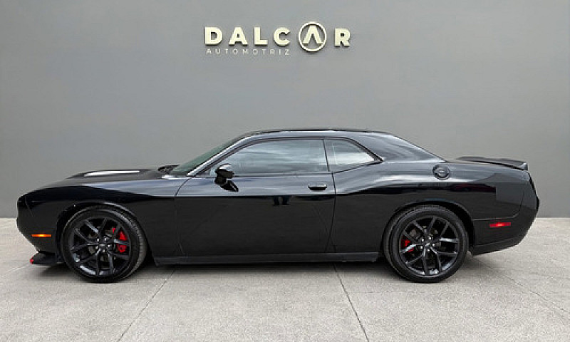 Dodge Challenger 3.7...