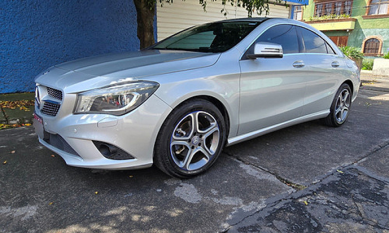 Mercedes-Benz Clase ...
