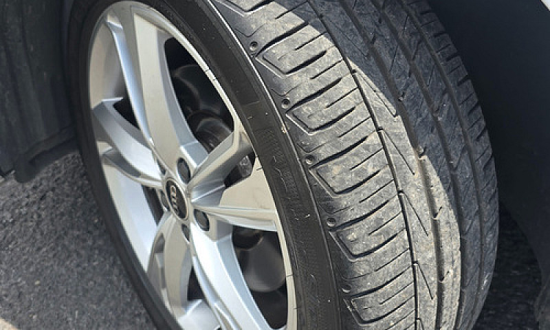 Audi Q3 2.0 S Line 1...