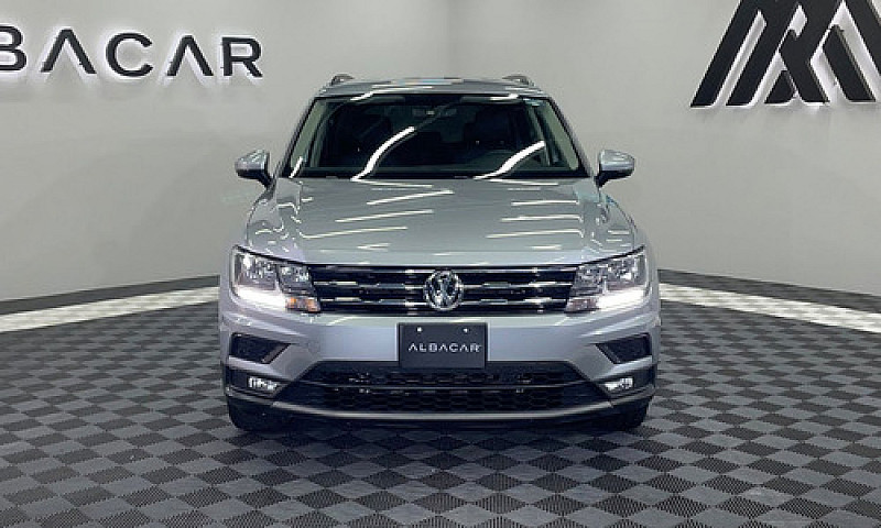 Volkswagen Tiguan 1....