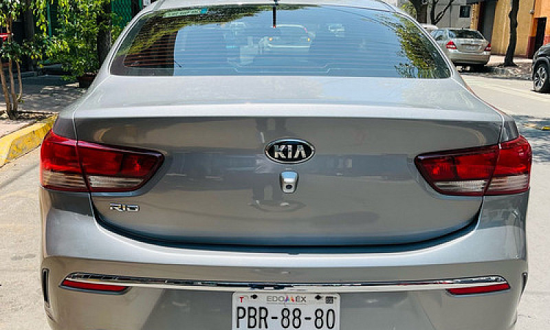 Kia Rio 1.6 Lx Sedan...