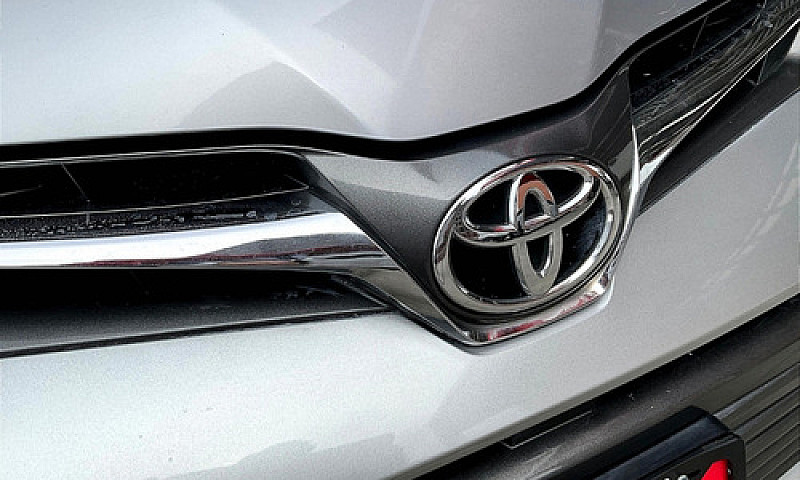 Toyota  Sienna  2018...