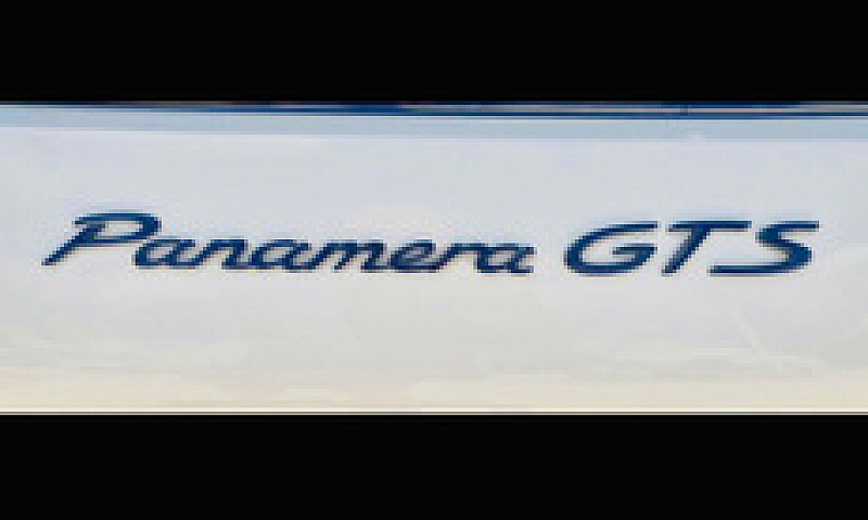 Porsche Panamera 3.0...