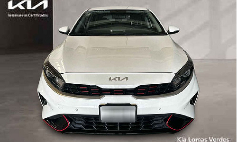 Kia Forte Hb 2022...