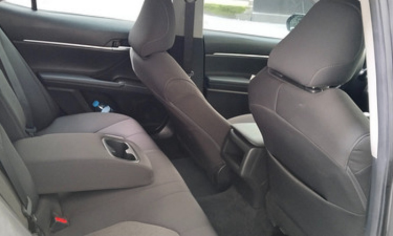 Toyota Camry 2.5 Hev...